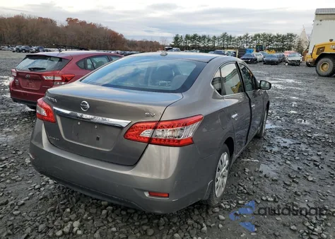 2015 Nissan Sentra S z USA, uszkodzony, nr VIN 3N1AB7AP2FL668528